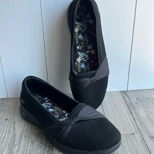 Skechers GOwalk Washable Slip-On Shoes Women's Size 10 Black